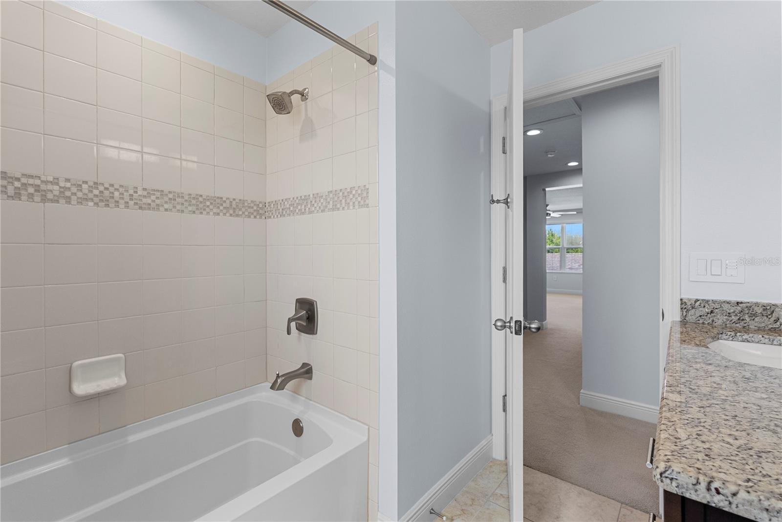 6613 MERRICK LANDING BLVD