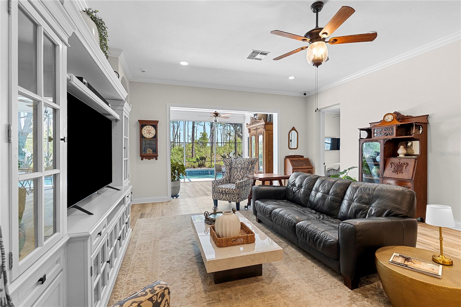 8411 WOBURN CT