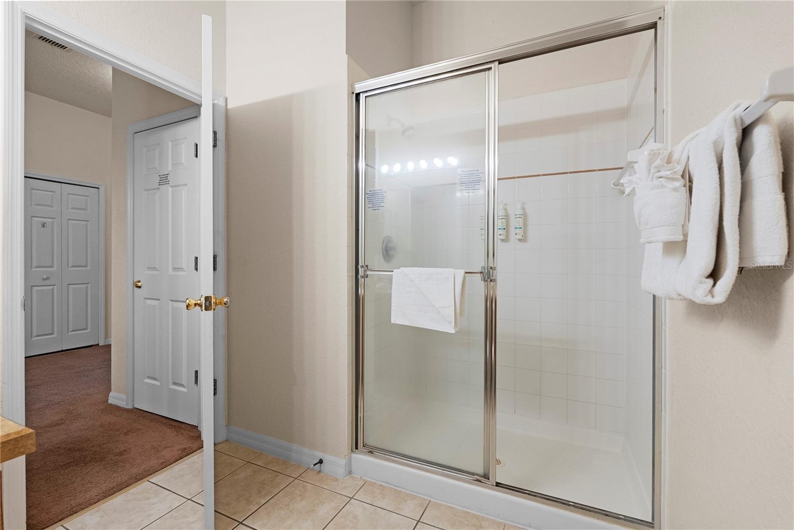 806 GRAN BAHAMA BLVD #30806