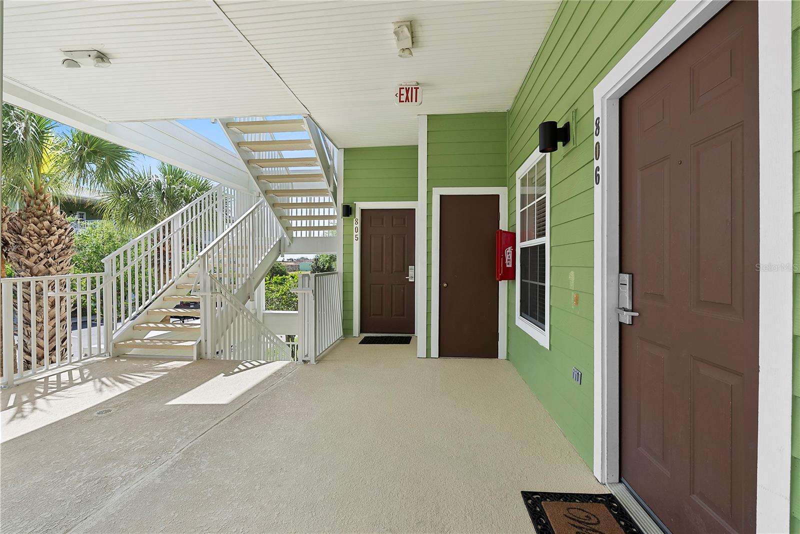 806 GRAN BAHAMA BLVD #30806