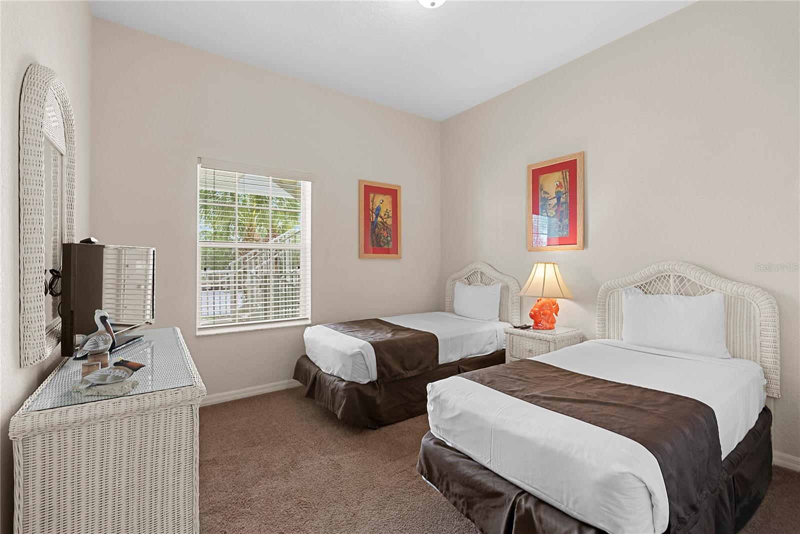 806 GRAN BAHAMA BLVD #30806