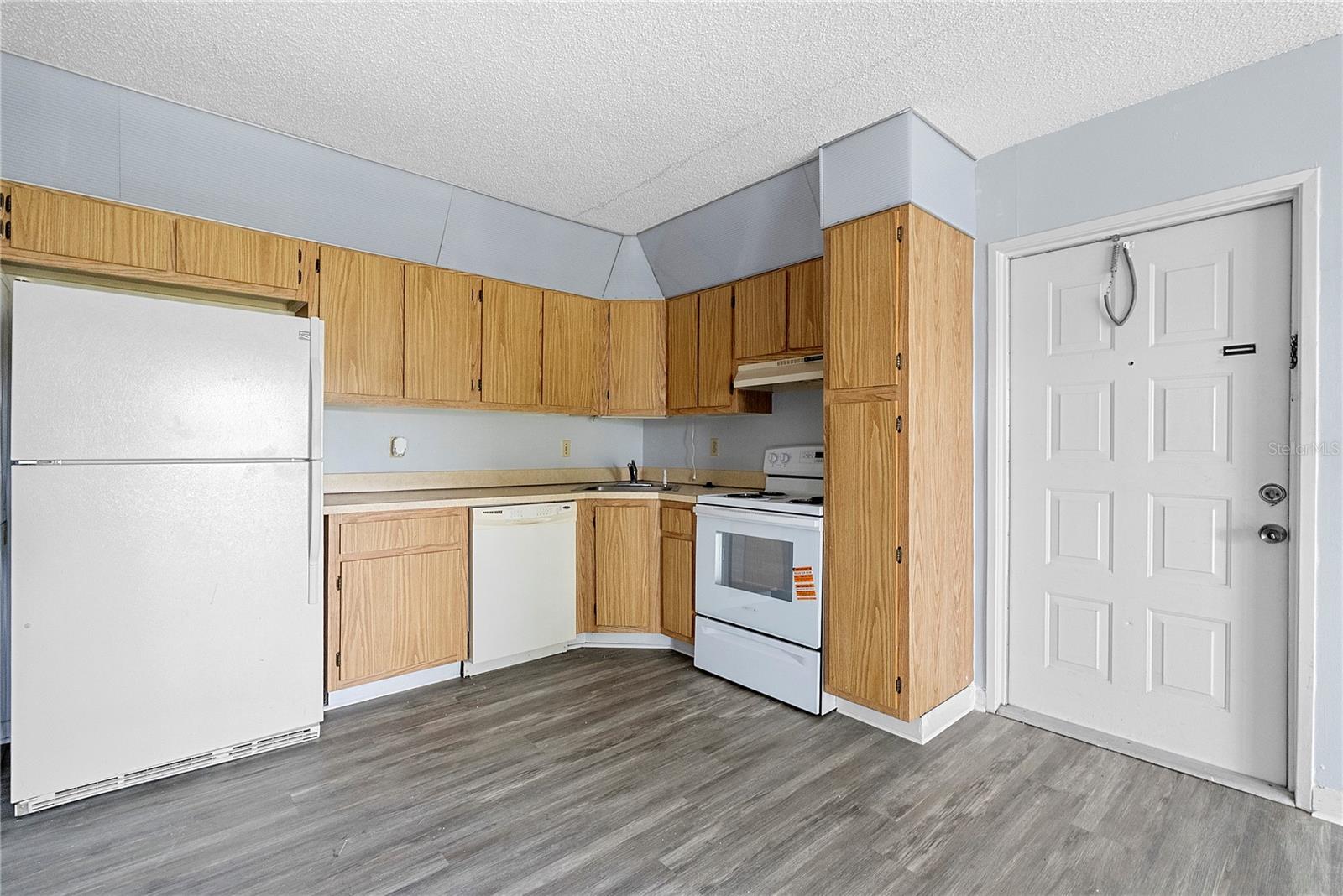 8203 SUN SPRING CIR #62