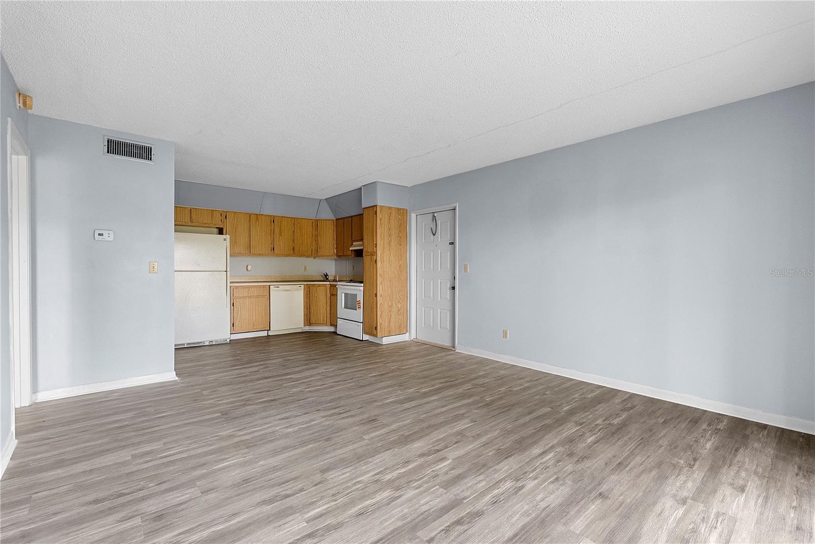 8203 SUN SPRING CIR #62