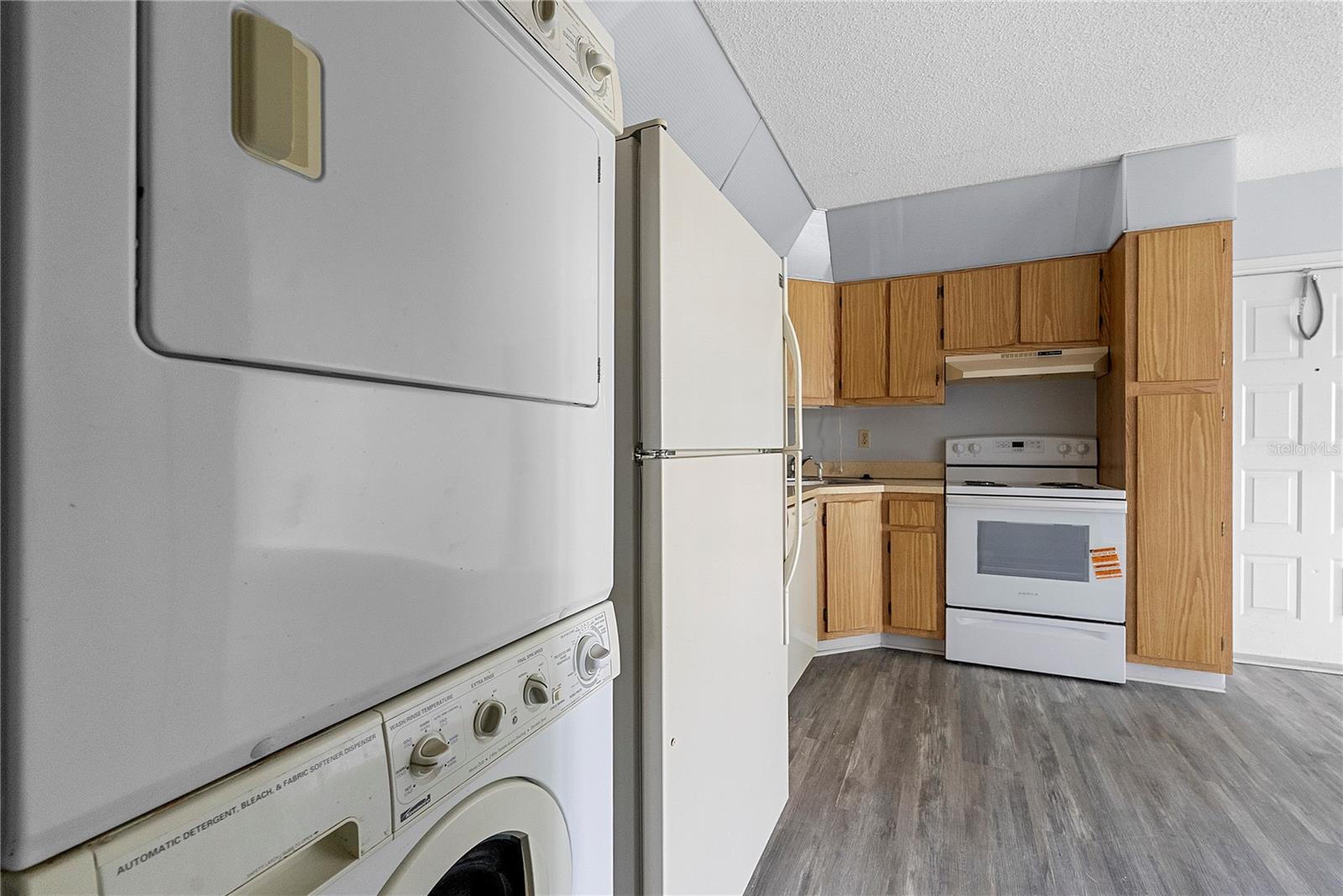 8203 SUN SPRING CIR #62