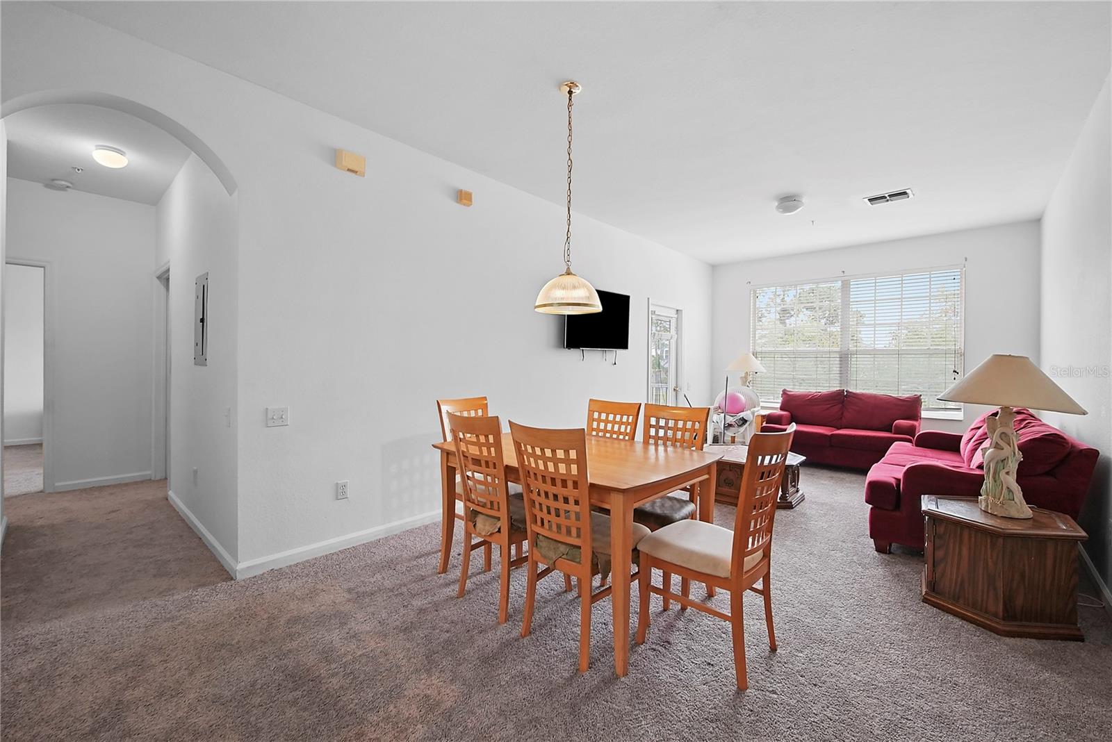 8103 COCONUT PALM WAY #204