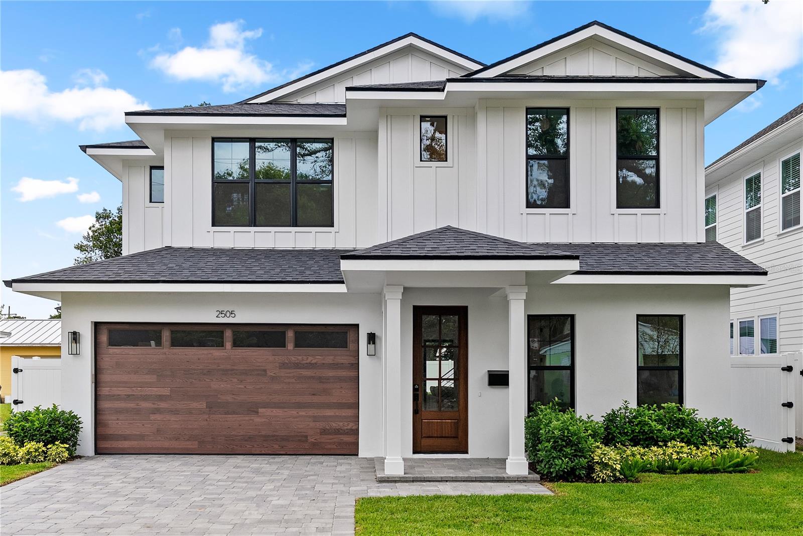 2505 AMHERST AVE