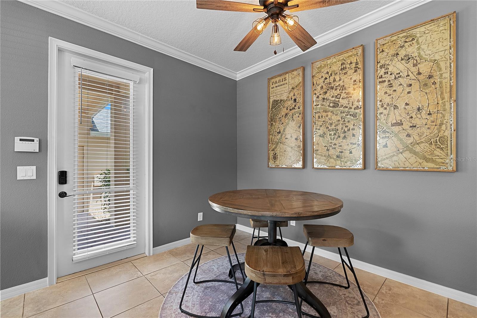 5327 FACTORS WALK DR