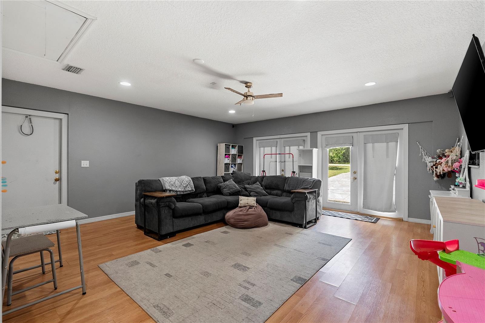 39600 GREENBRIER ST