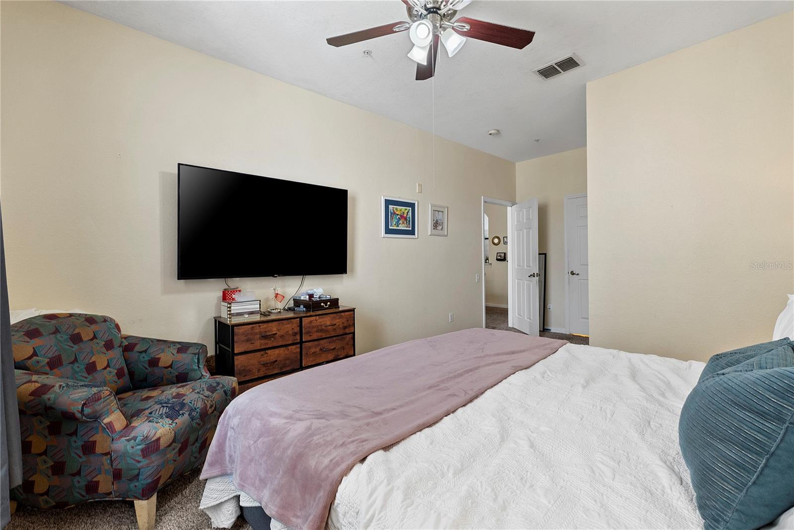 8103 COCONUT PALM WAY #205
