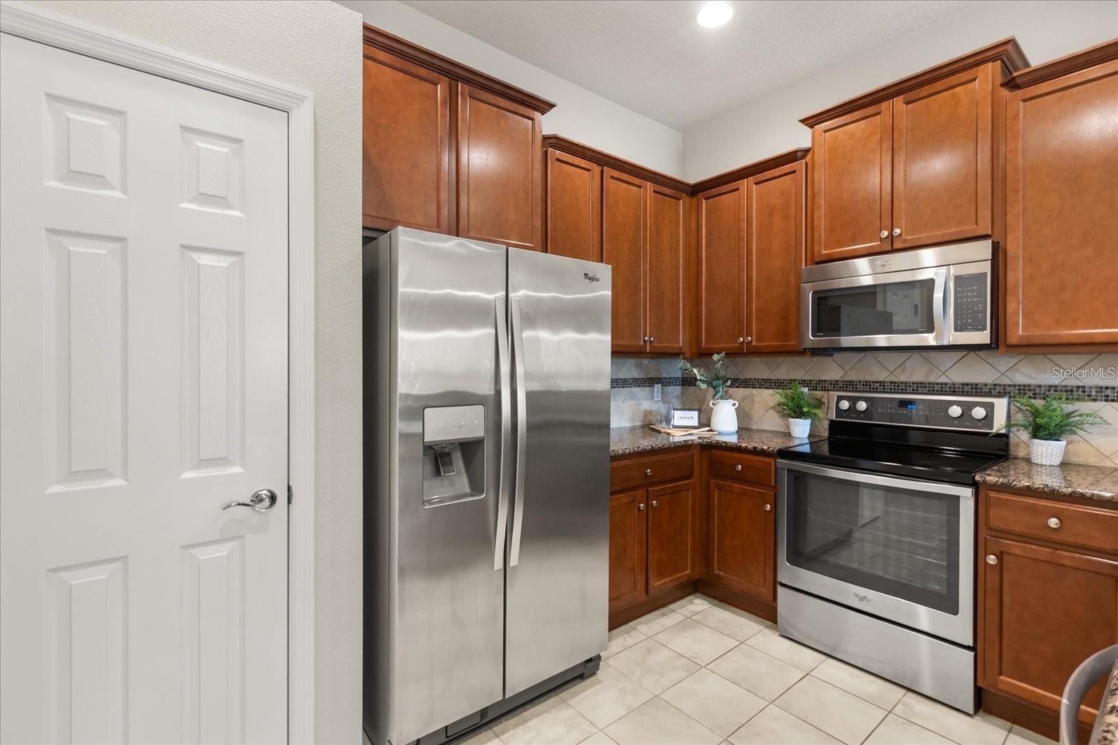 12223 PESCARA LN