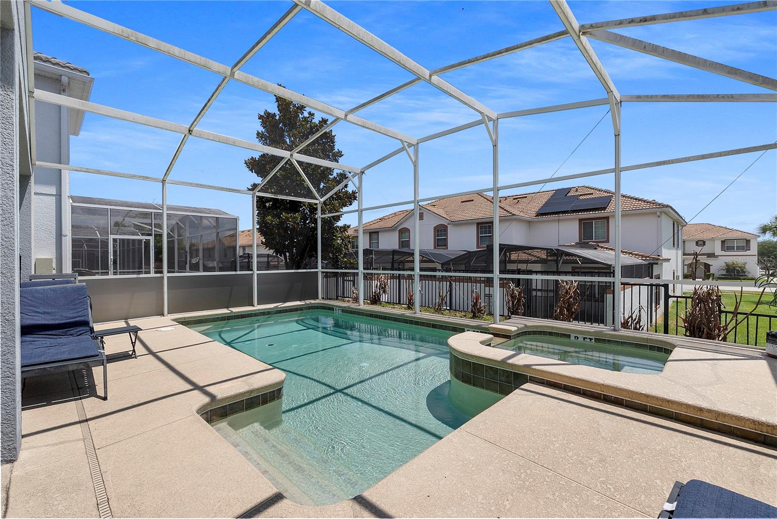 1559 FLANGE DR