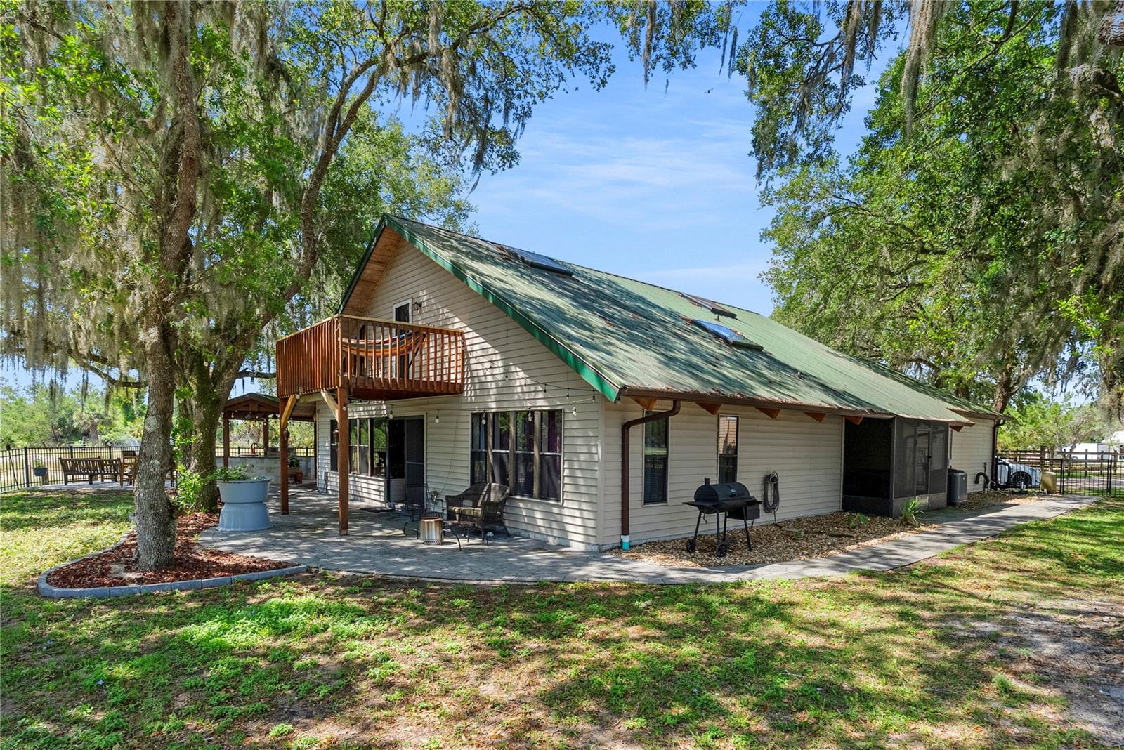 1851 MAYTOWN RD