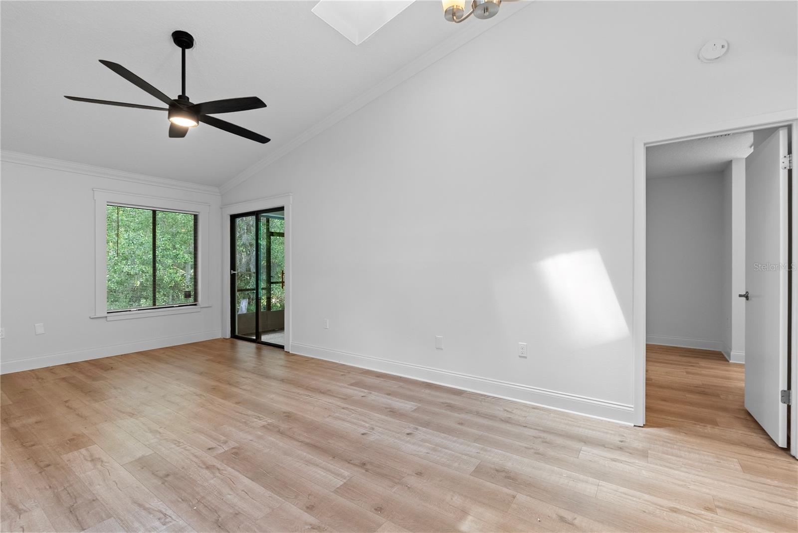224 HIGHLANDS GLEN CIR