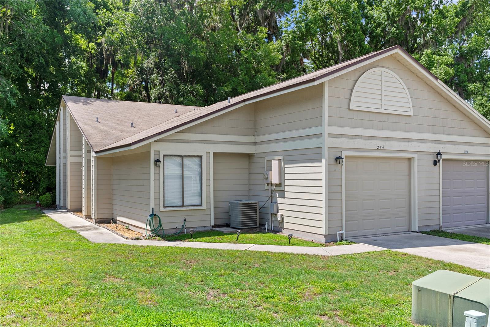 224 HIGHLANDS GLEN CIR