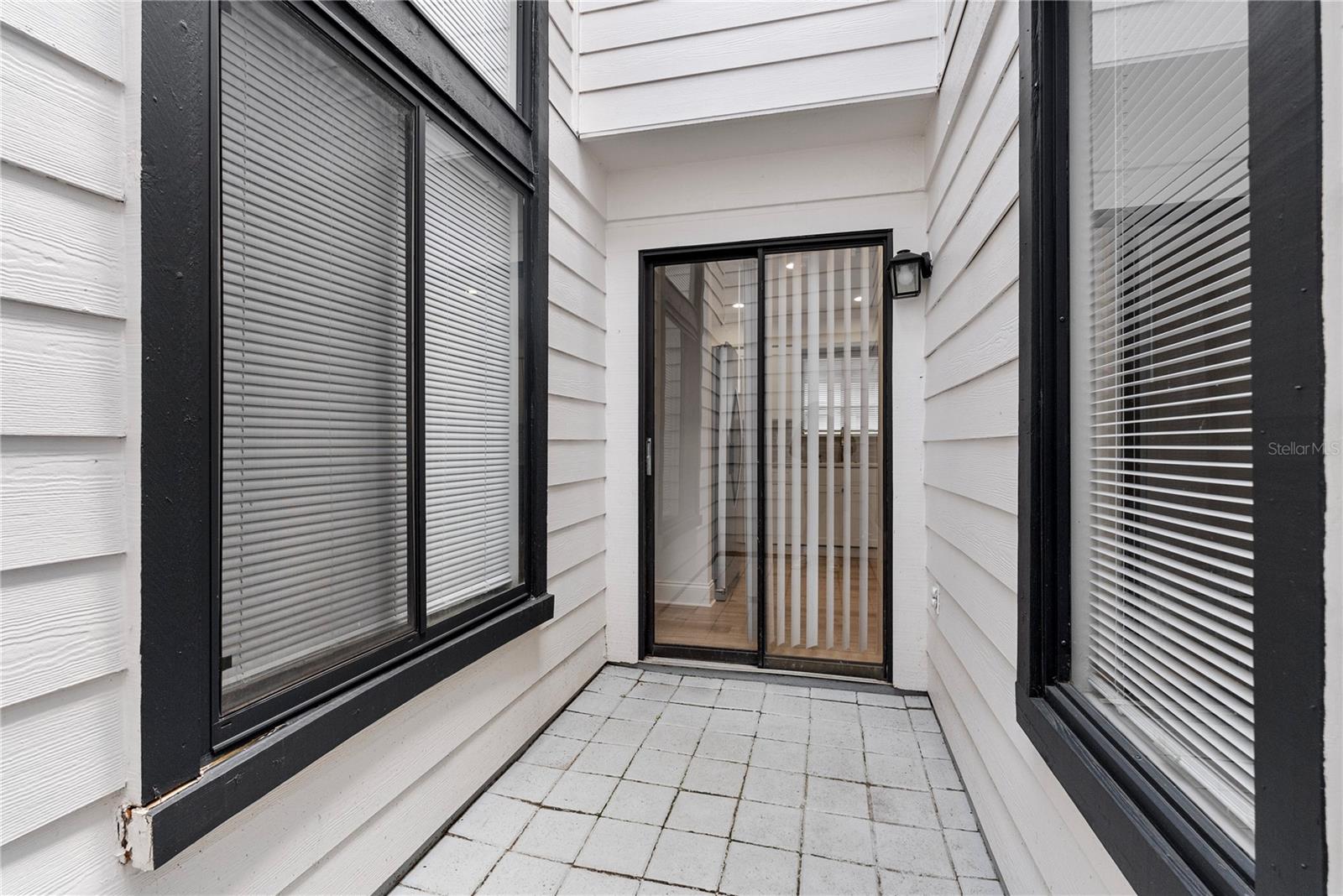 224 HIGHLANDS GLEN CIR