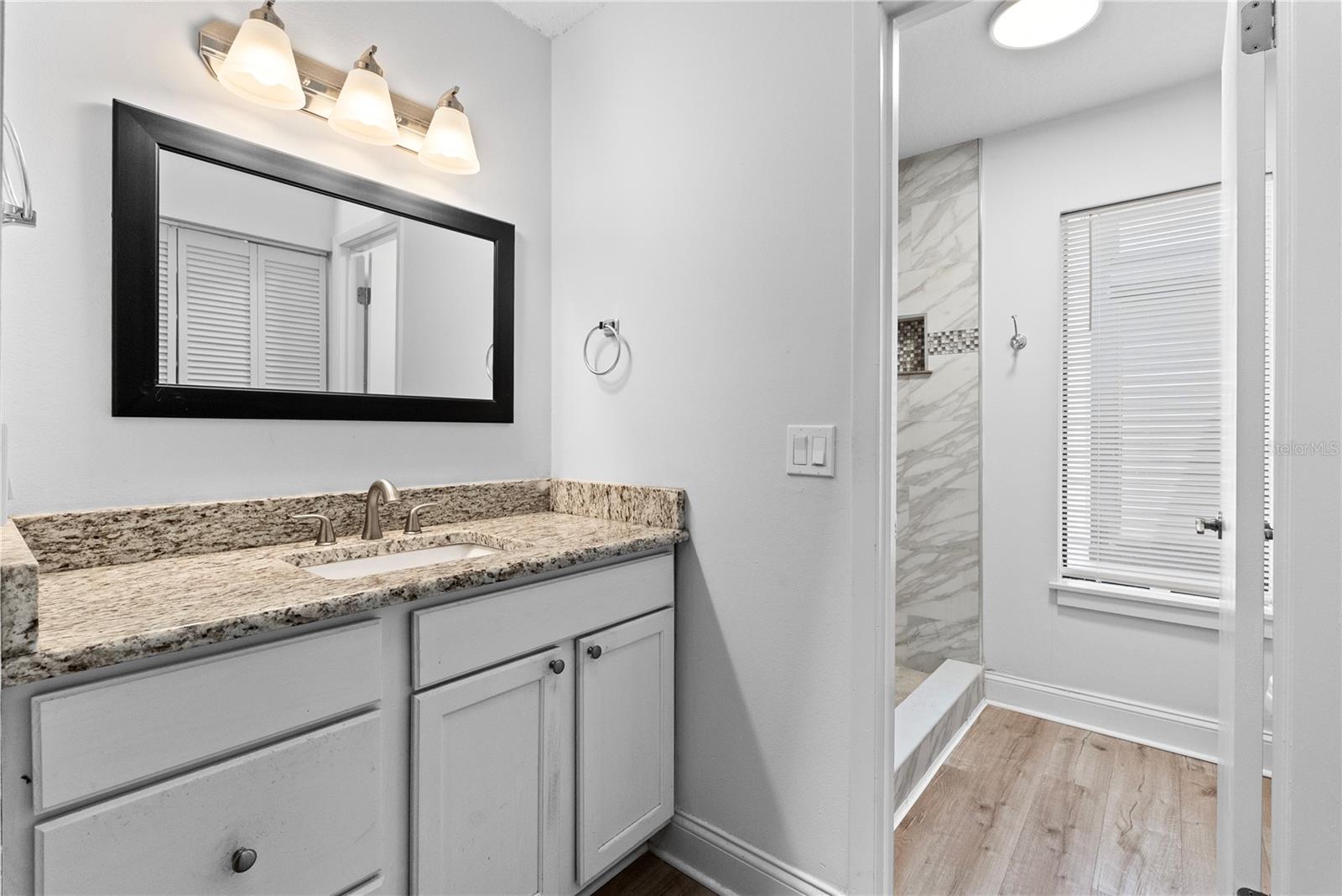224 HIGHLANDS GLEN CIR