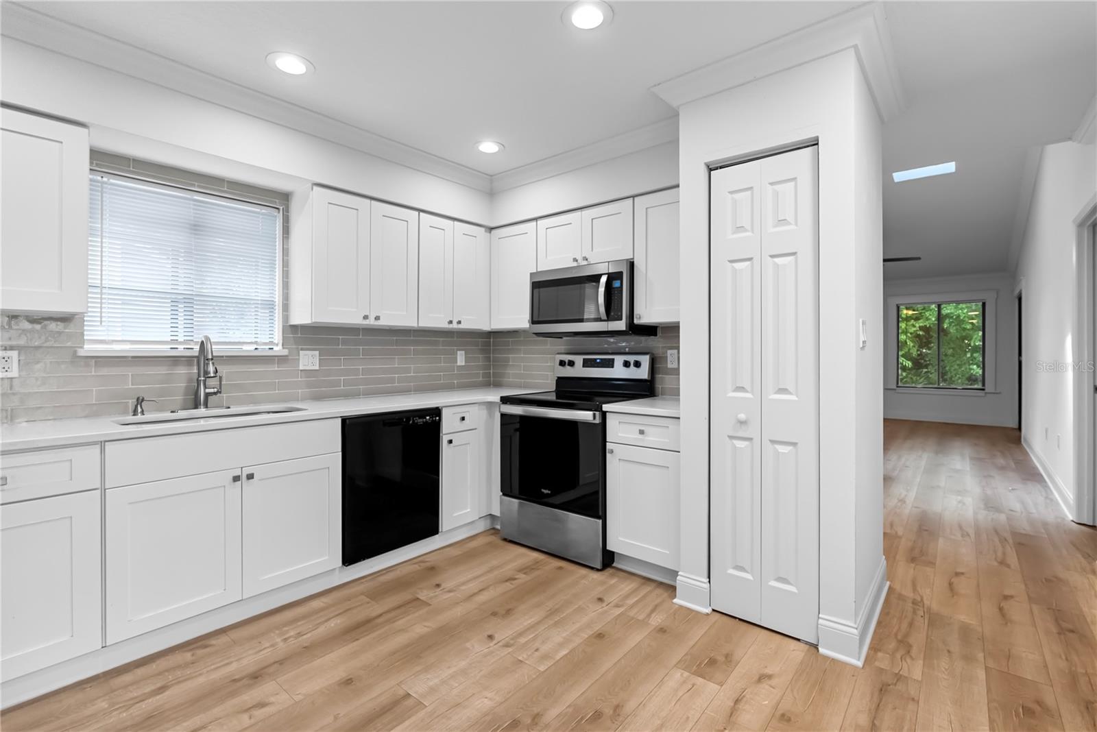 224 HIGHLANDS GLEN CIR