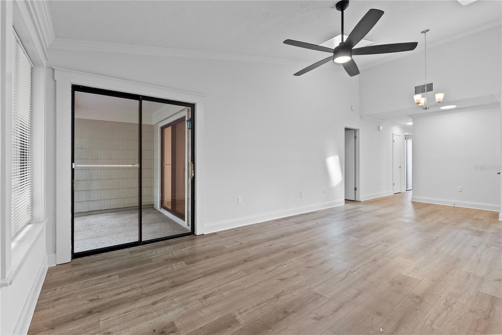224 HIGHLANDS GLEN CIR