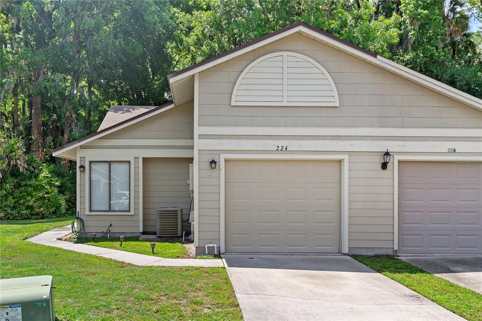 224 HIGHLANDS GLEN CIR