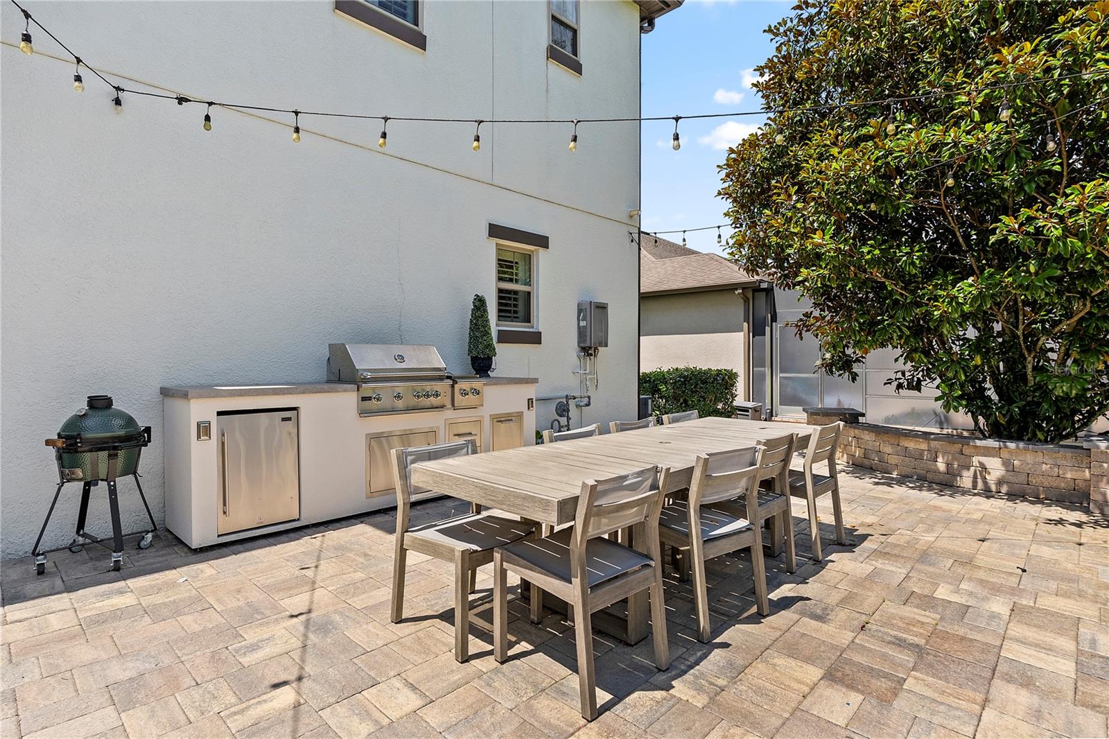 906 SHERBOURNE CIR