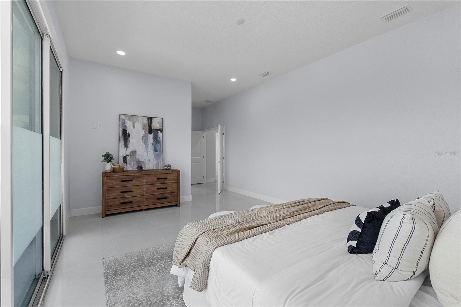 1404 BORDER DR