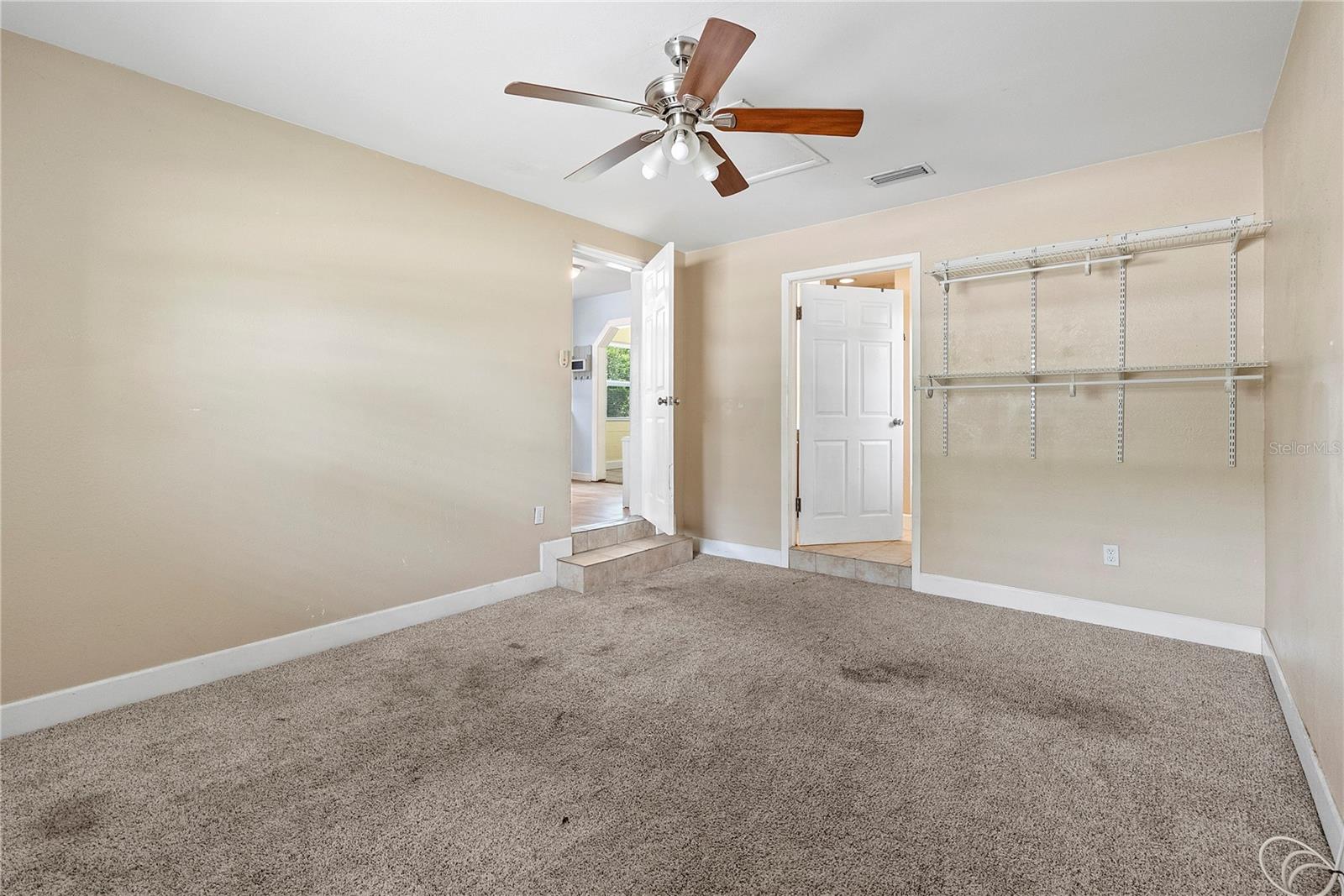 20 OLEANDER LN