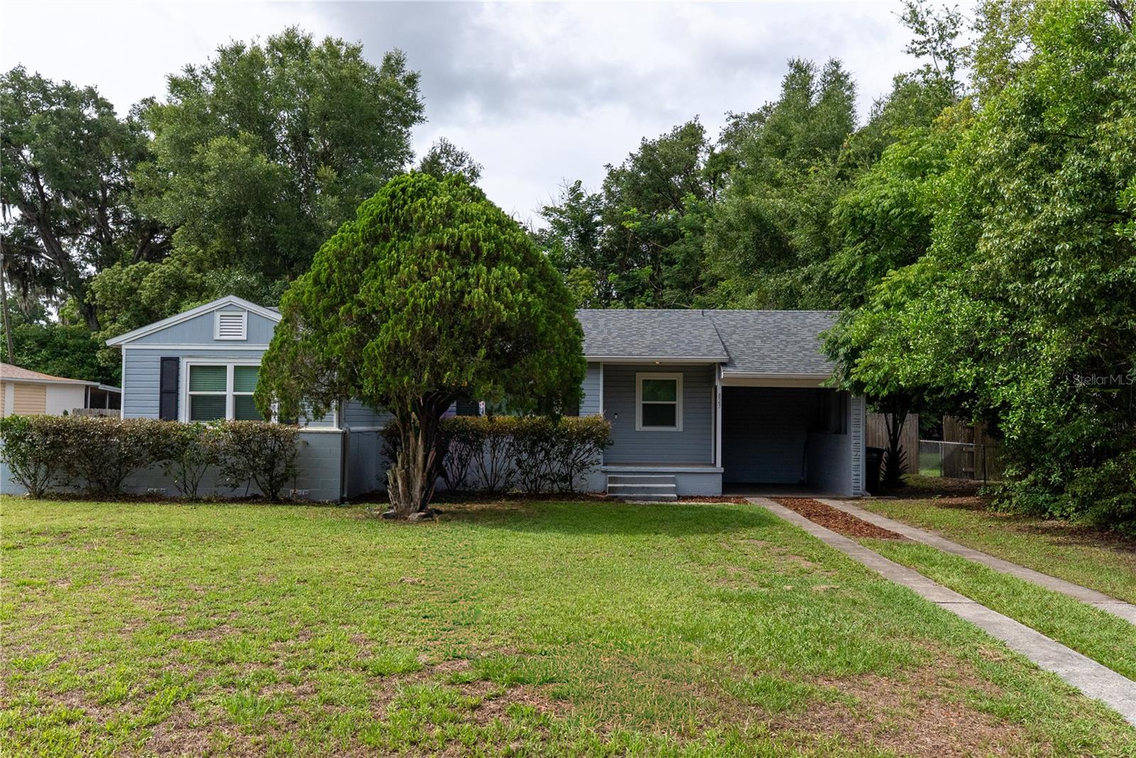 823 CATALINA DR