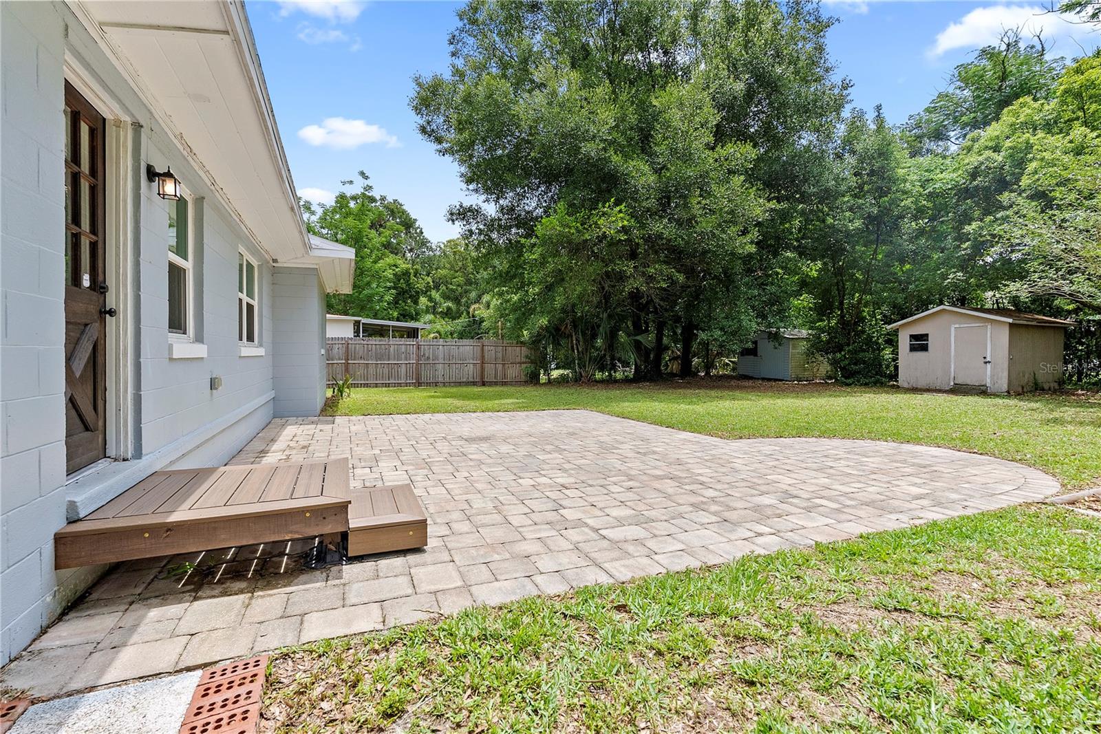823 CATALINA DR