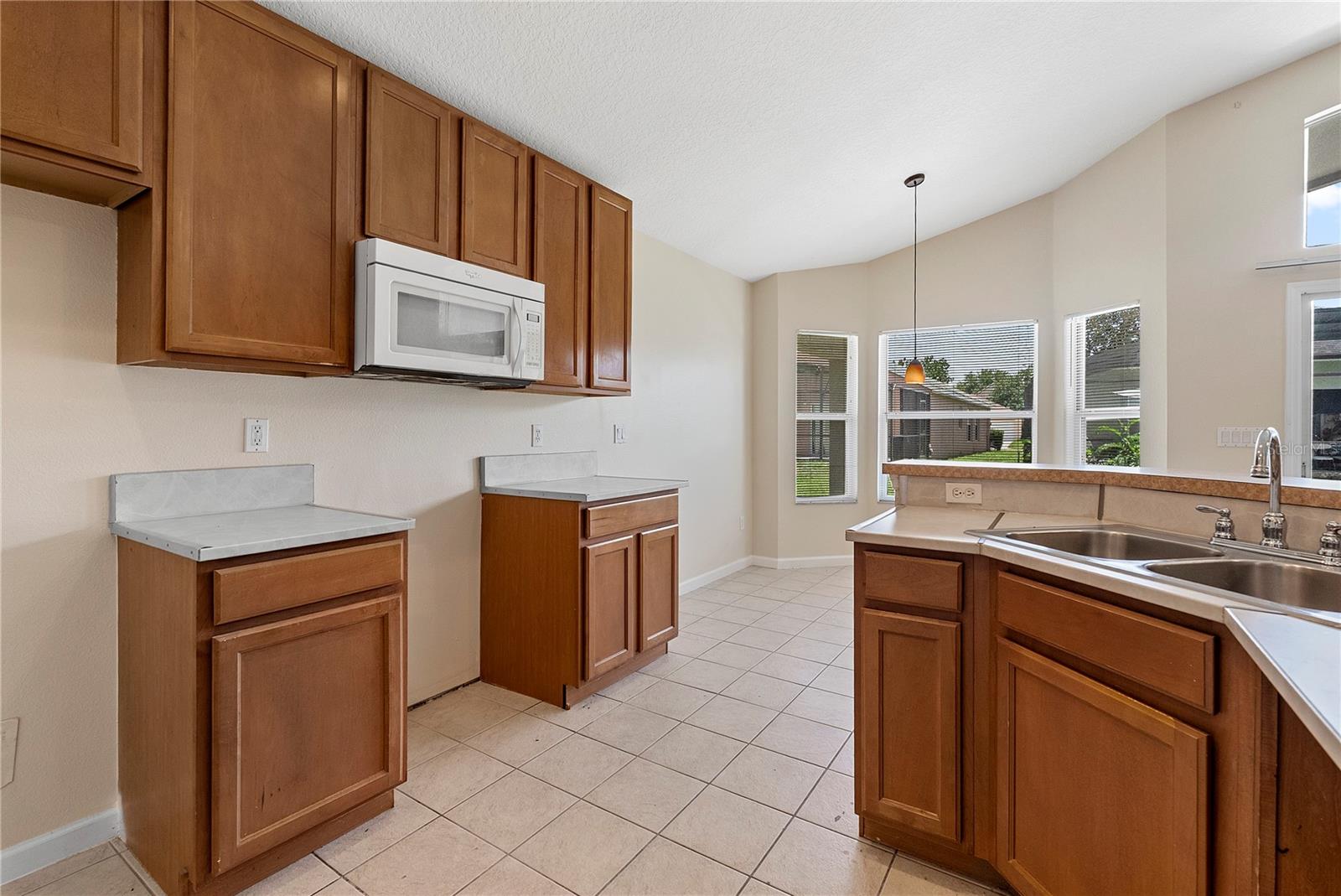 3103 MERLOT WAY