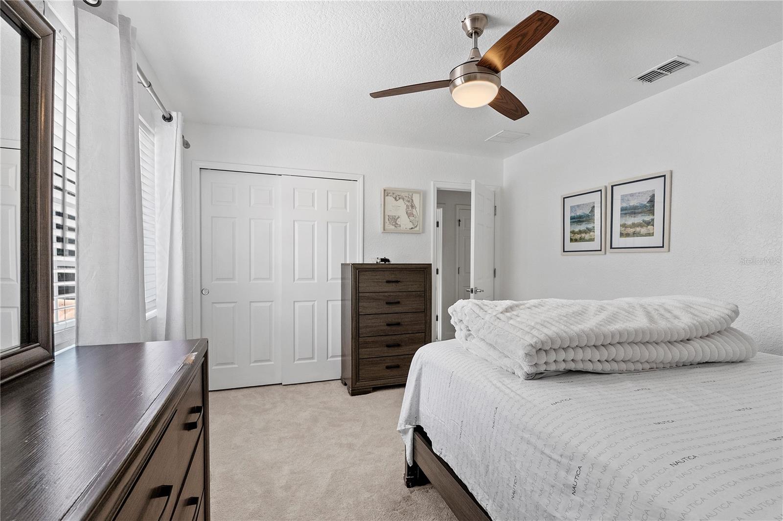 446 ANESSA ROSE LOOP