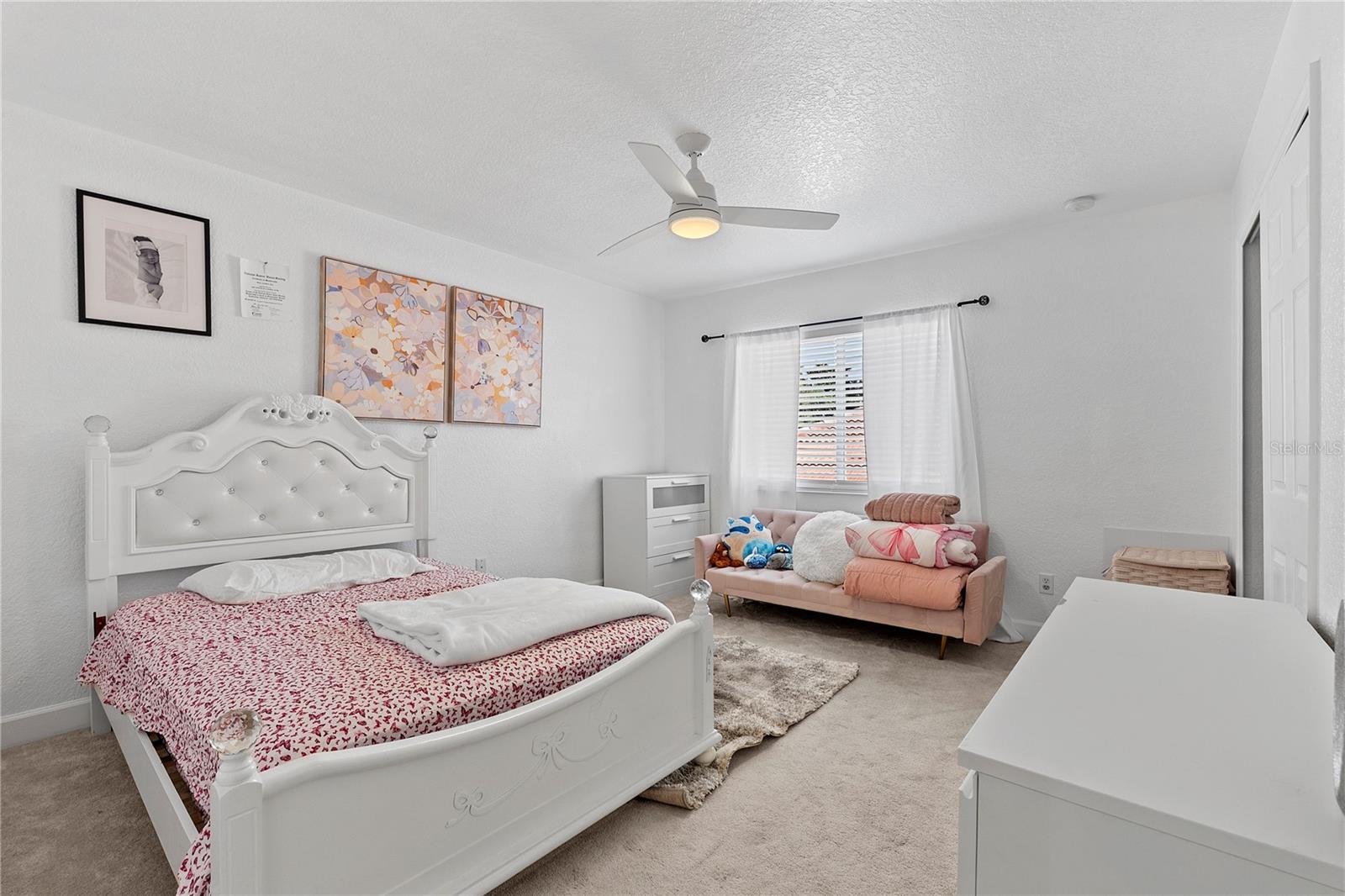 446 ANESSA ROSE LOOP