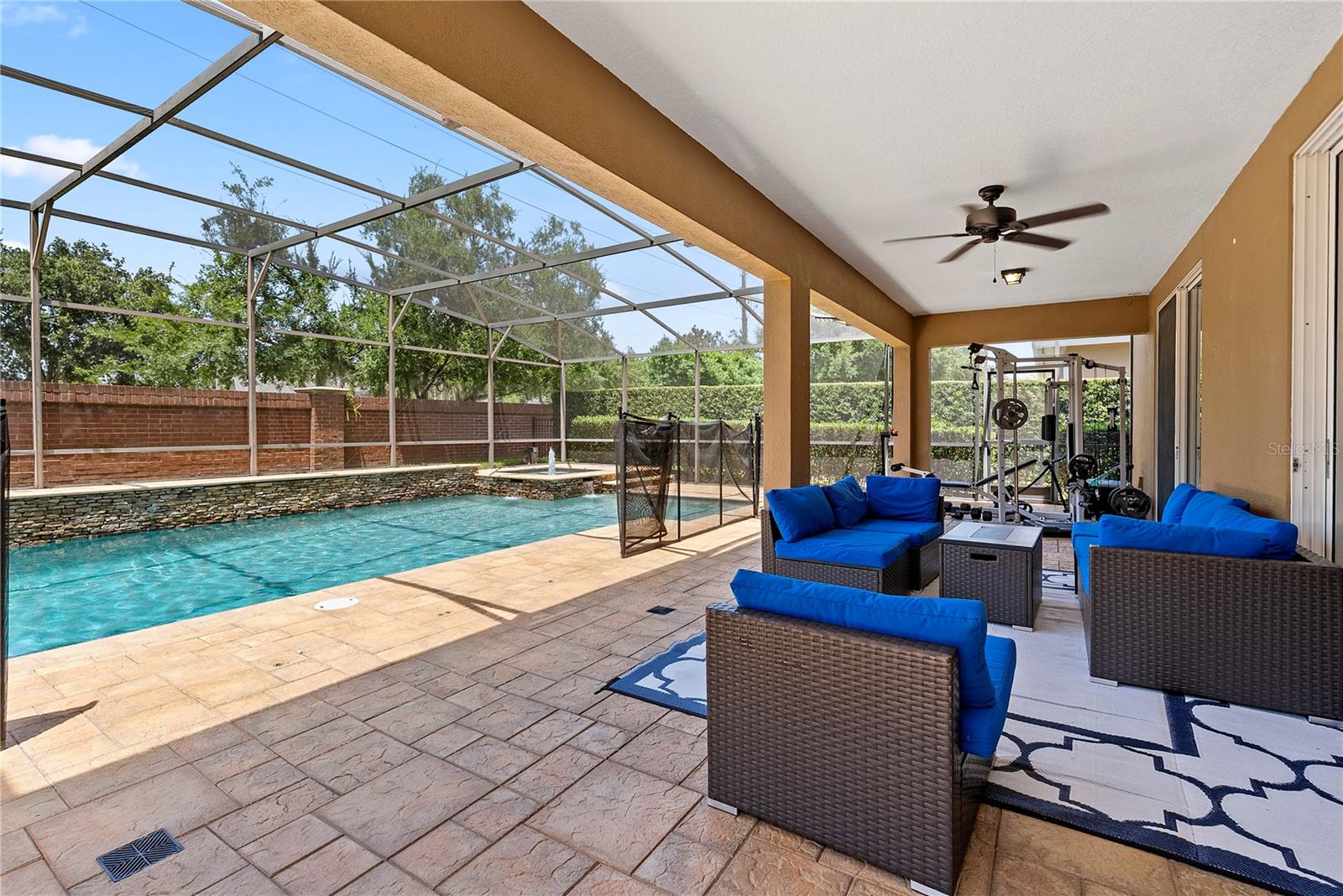 446 ANESSA ROSE LOOP