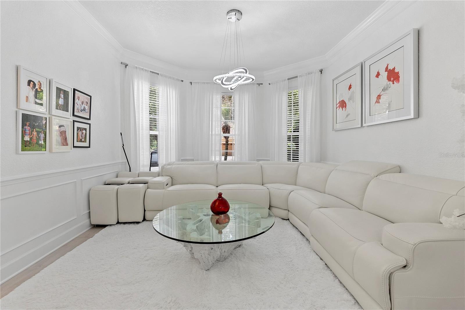 446 ANESSA ROSE LOOP