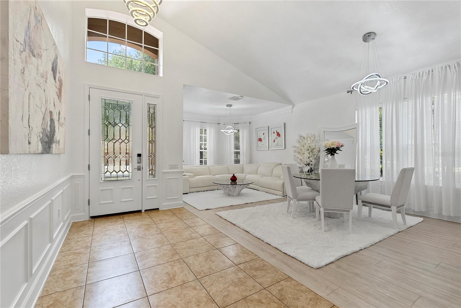 446 ANESSA ROSE LOOP