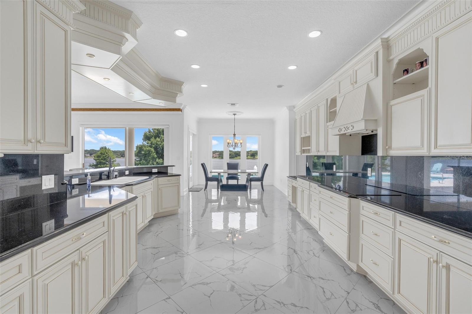 9656 WEATHERSTONE CT