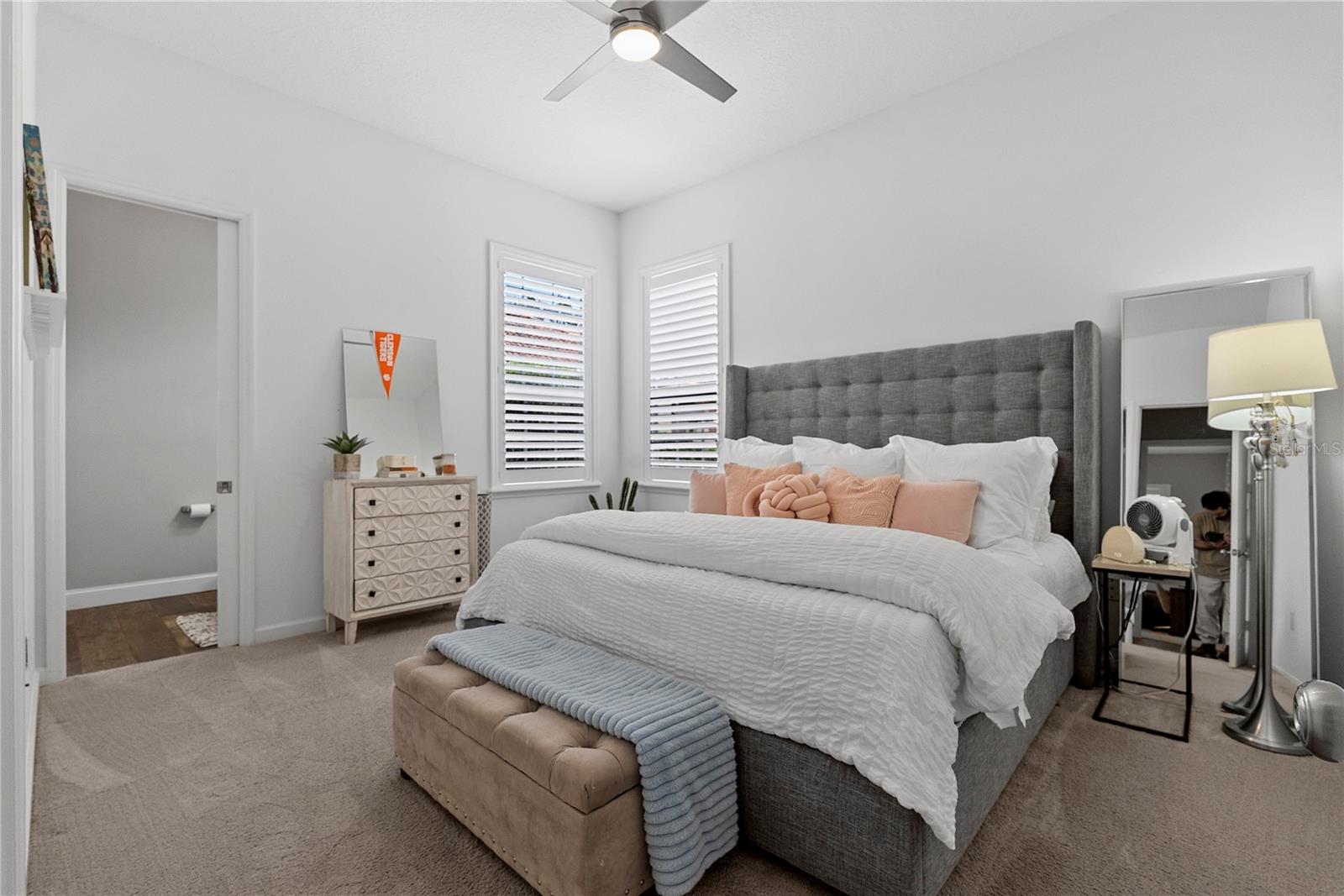 1542 WESTOVER LOOP