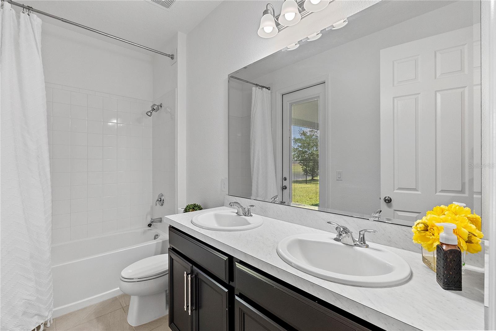 3385 WAUSEON DR