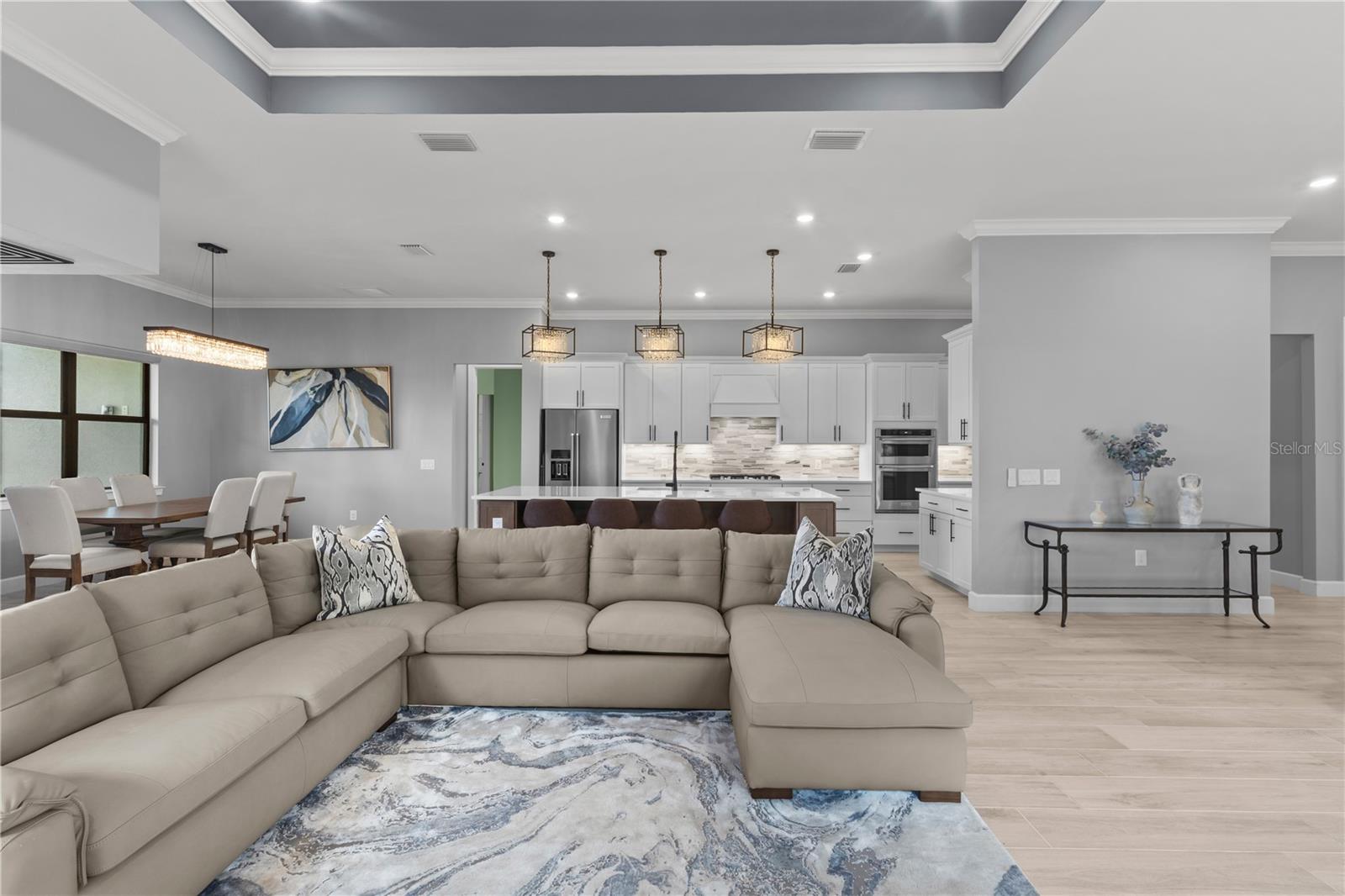6075 SAWGRASS LAKE CT