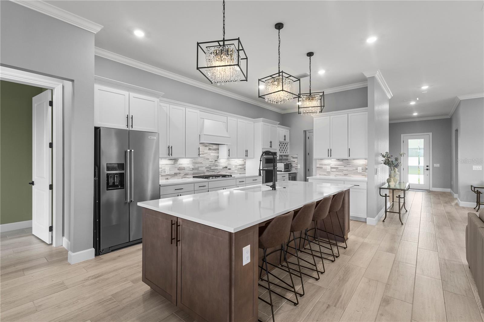 6075 SAWGRASS LAKE CT