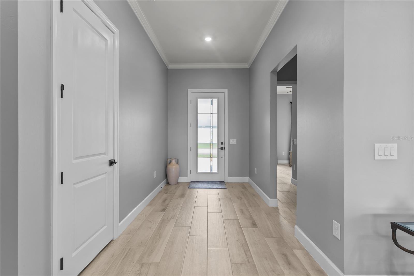 6075 SAWGRASS LAKE CT