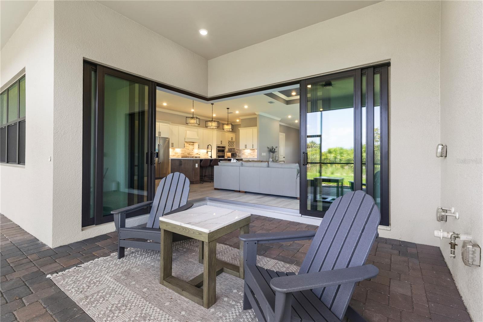 6075 SAWGRASS LAKE CT