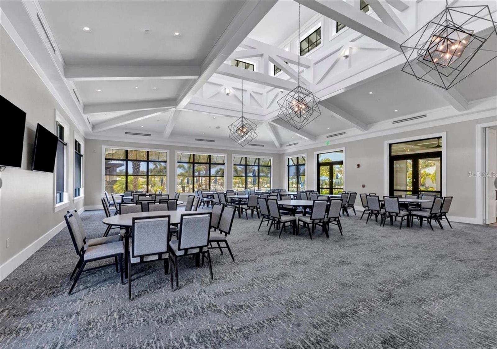 6075 SAWGRASS LAKE CT