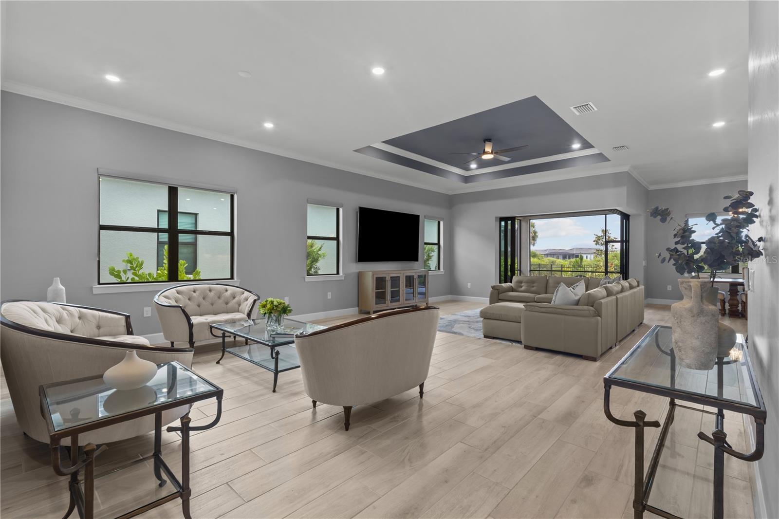 6075 SAWGRASS LAKE CT