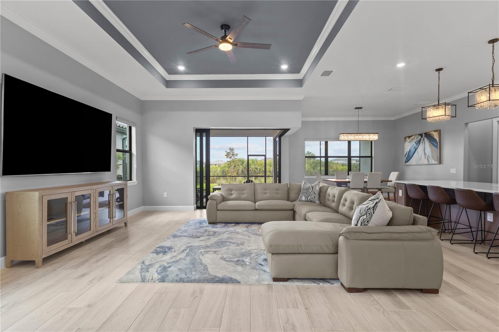 6075 SAWGRASS LAKE CT