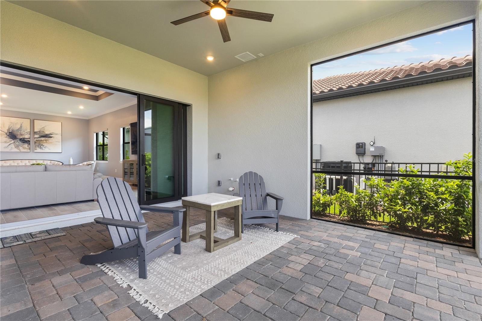 6075 SAWGRASS LAKE CT