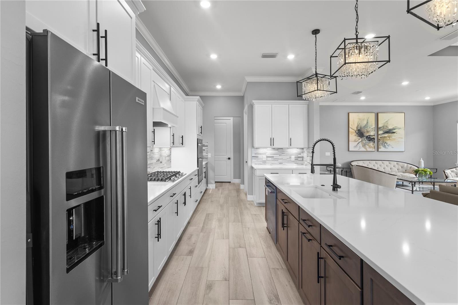 6075 SAWGRASS LAKE CT