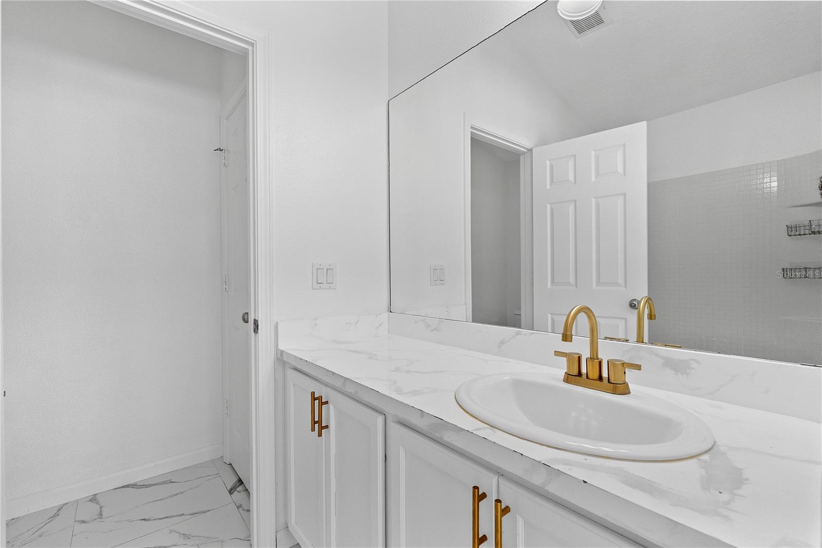 337 GIOVANI BLVD