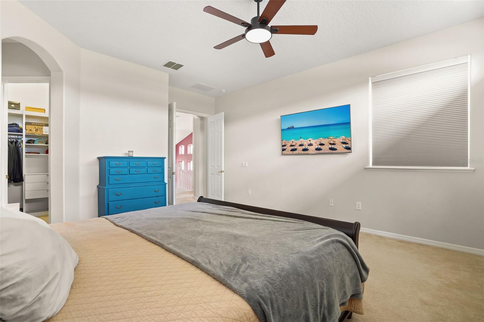 1699 SWALLOWTAIL LN