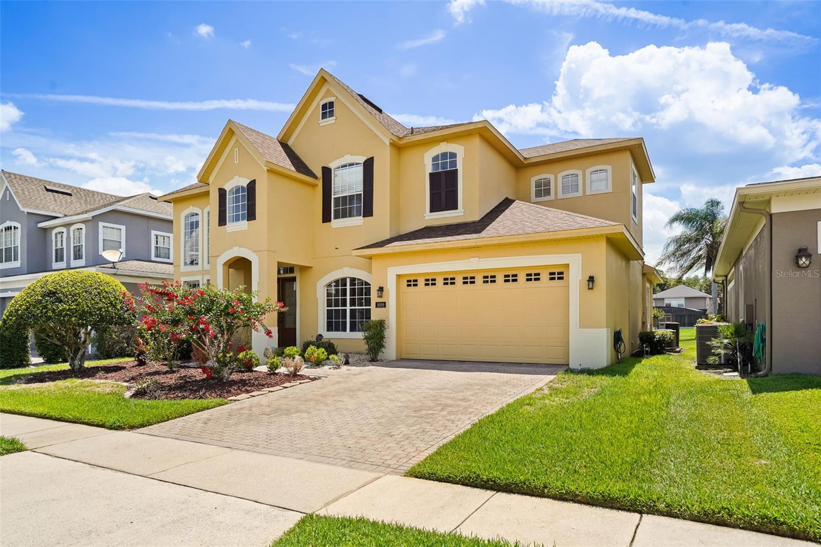 1699 SWALLOWTAIL LN