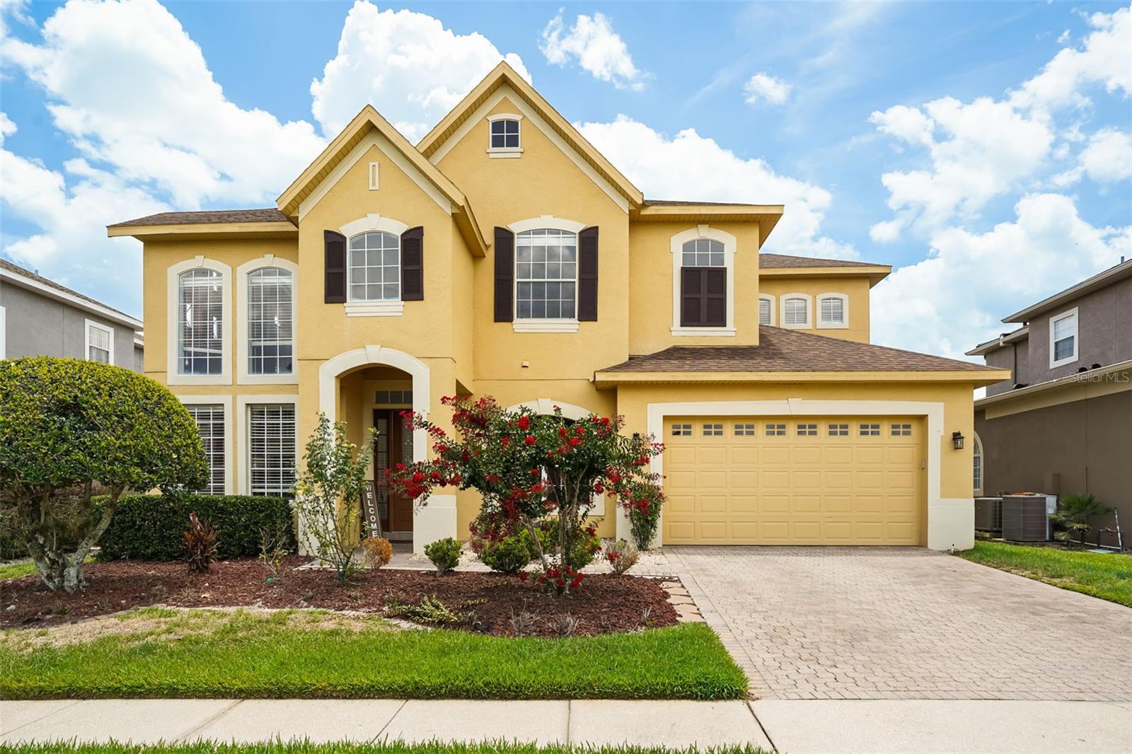 1699 SWALLOWTAIL LN